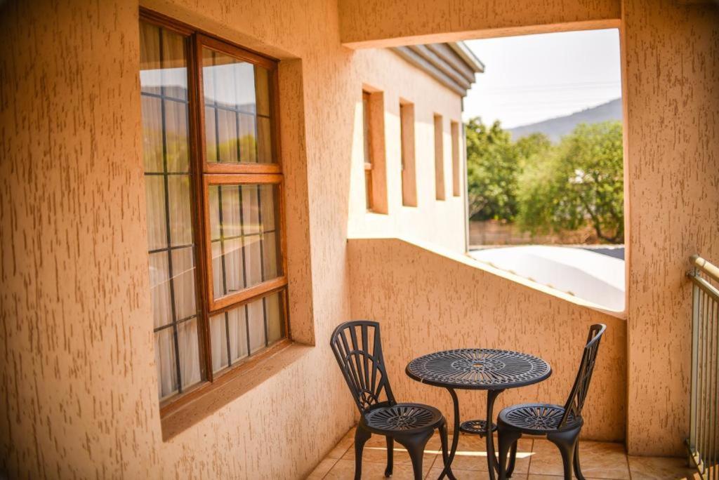 Tshedza Guest Lodge Луис Трикард Екстериор снимка